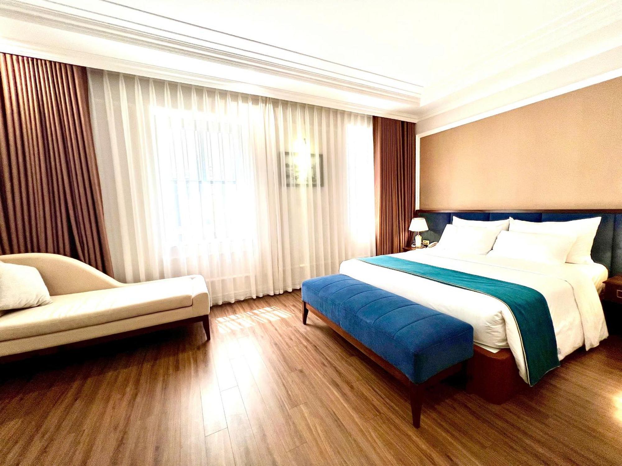 Rubyqueen Halong Hotel Ha Long Eksteriør bilde